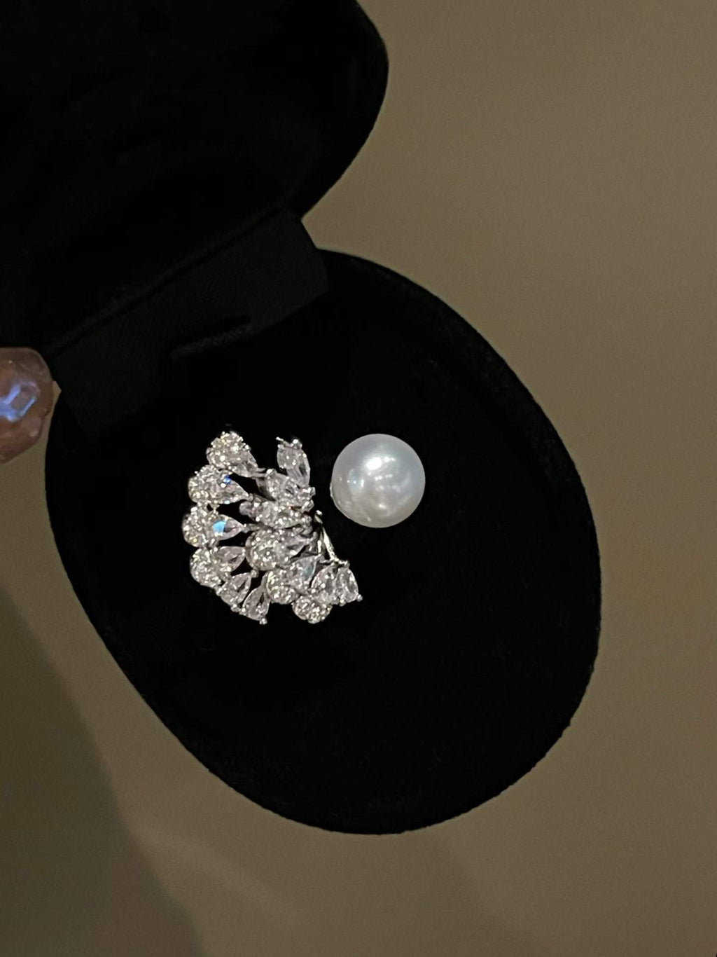 "Crystal Fan" Pearl Statement Open Ring
