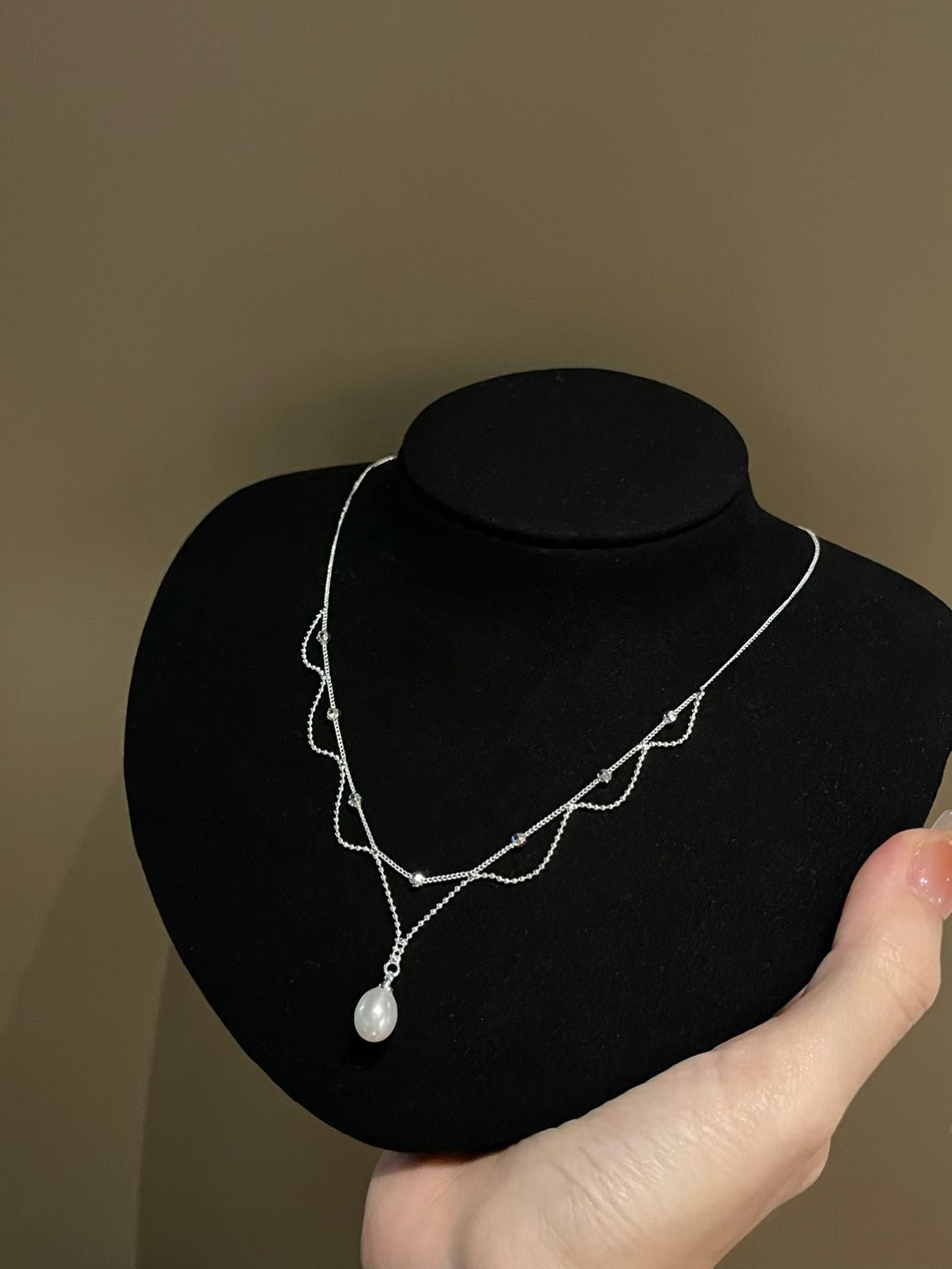 "Pearl Romance" Delicate Lace Choker Necklace