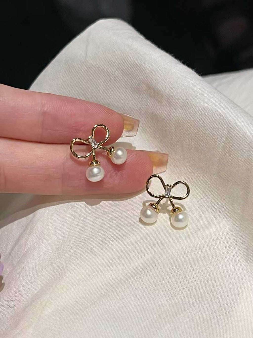 "Petite Golden Ribbon" Pearl Drop Earrings