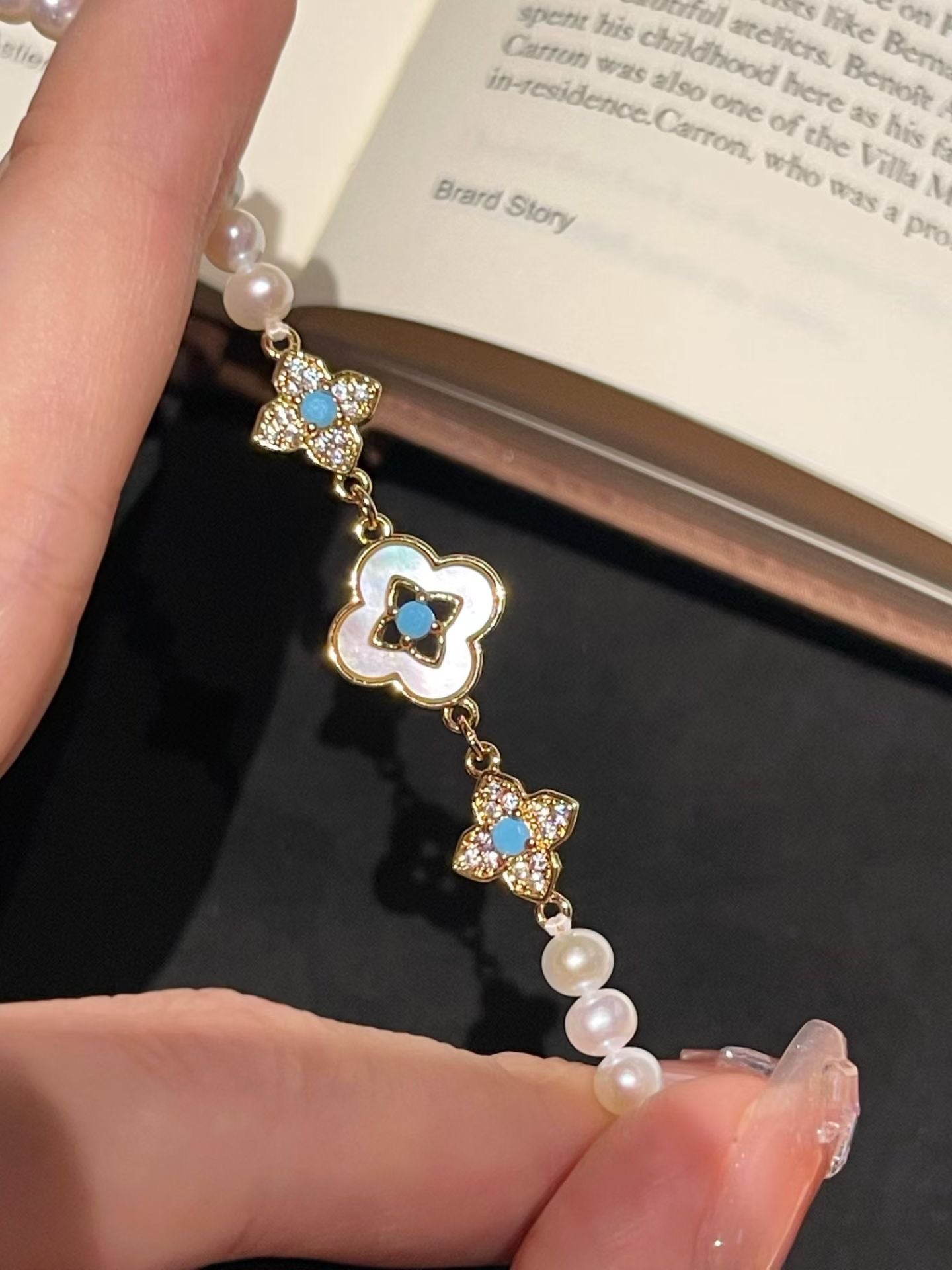 "Vintage Azure Clover" Pearl & Turquoise Bracelet